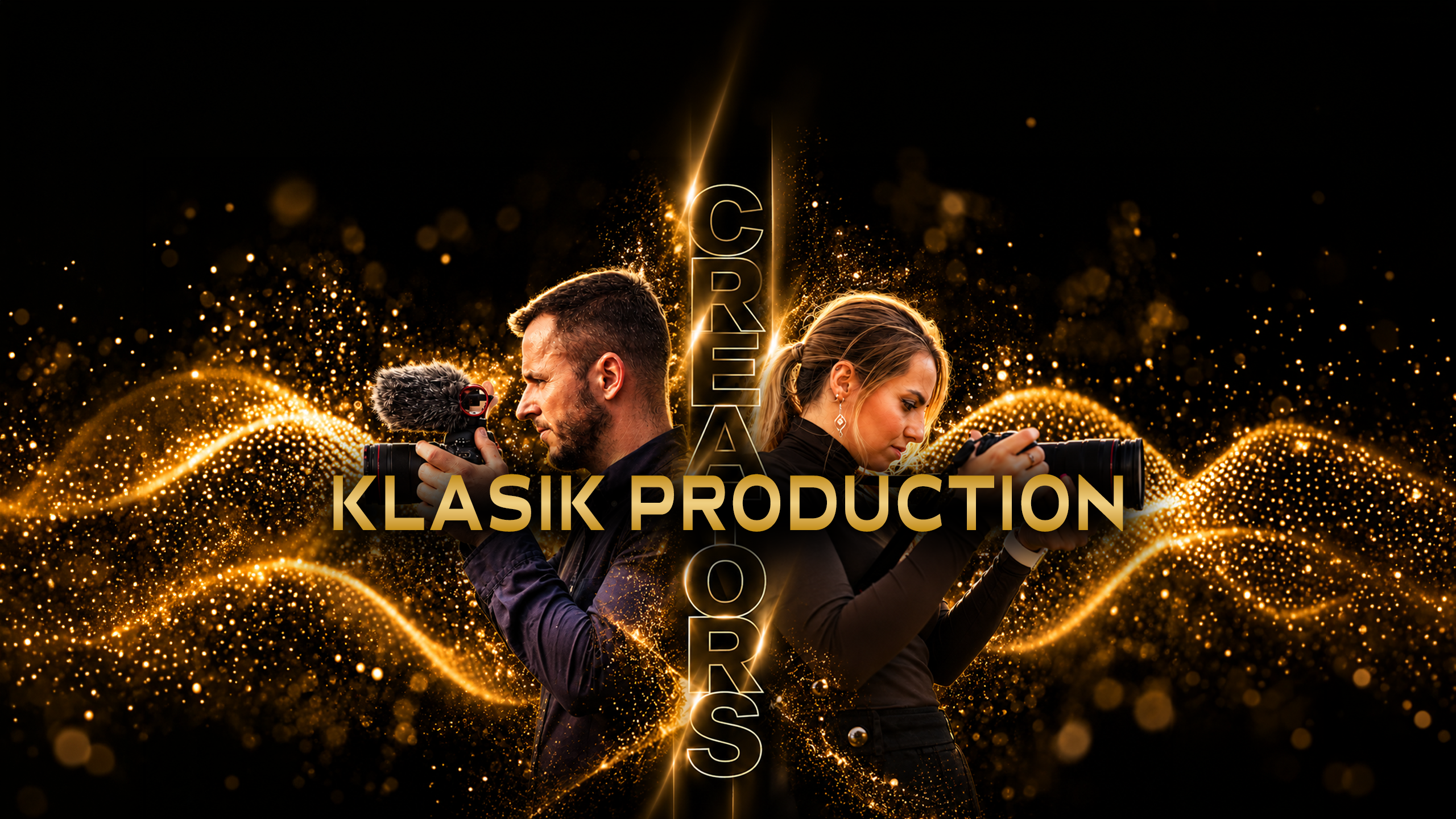 Dva členové Klasik Production při fotografování a natáčení